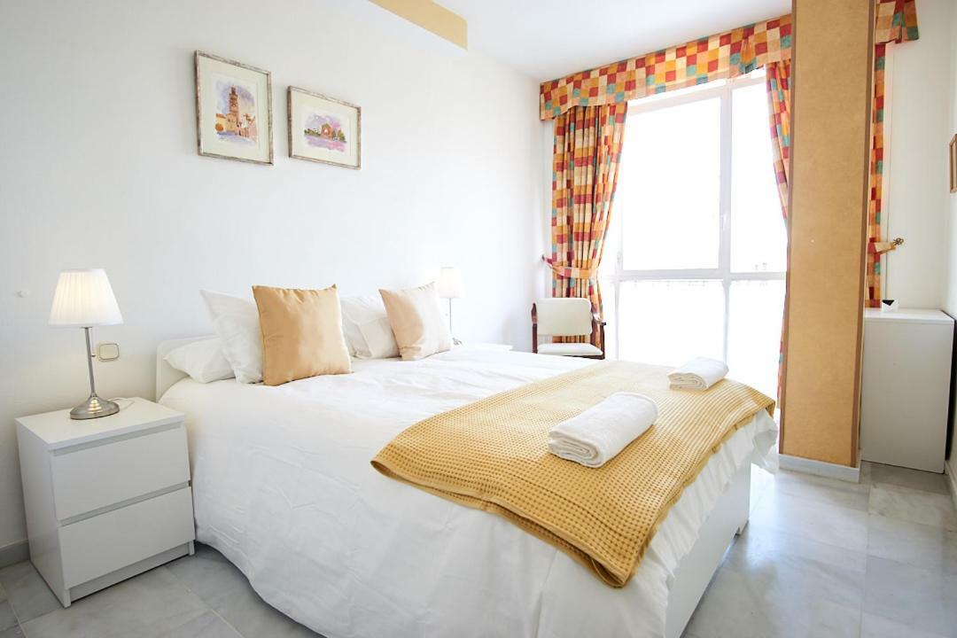 San Jacinto Triana Suite by Valcambre Sevilla Exterior foto